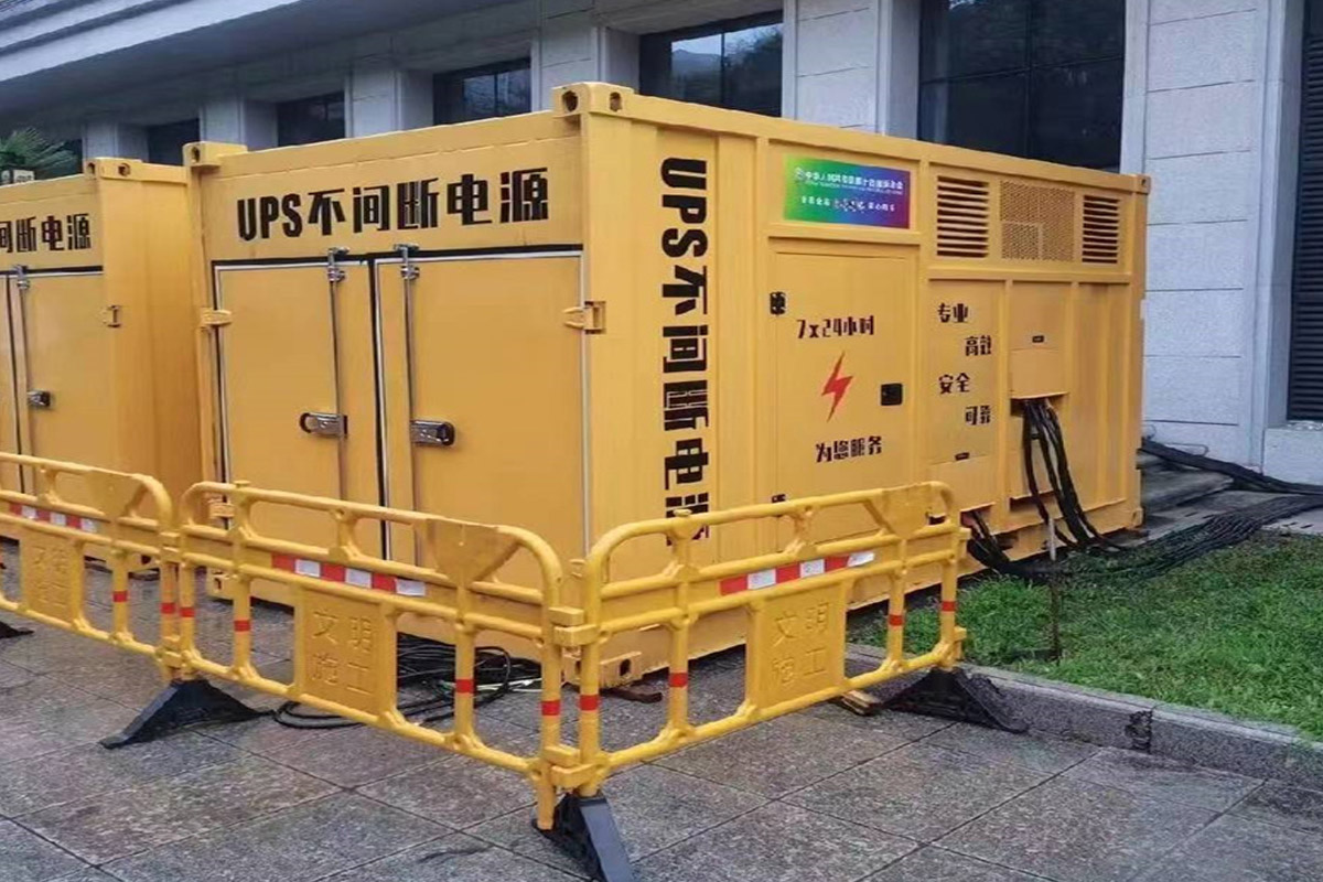 罗湖发电机租赁施工现场